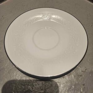 Noritake Saucer Reina 6450Q 6" Plate White With Silver Edge
